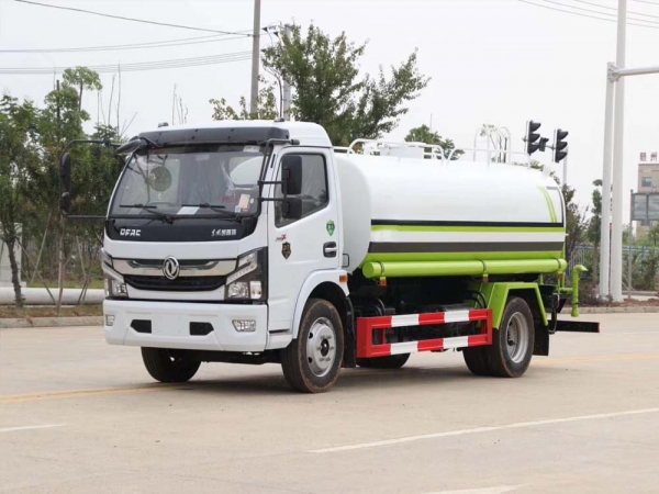 中威東風(fēng)凱普特9-10方灑水車