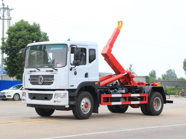 中威東風(fēng)D9 15噸勾臂式垃圾車
