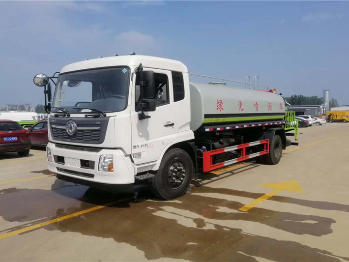 中威東風(fēng)天錦15噸抑塵車