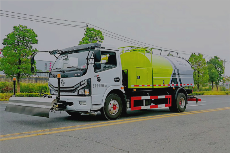 中威大多利卡6方路面清洗車(chē)
