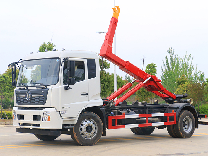 中威東風(fēng)天錦15噸勾臂式垃圾車