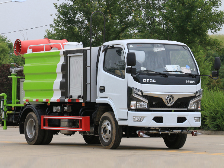 福瑞卡藍(lán)牌5噸抑塵車(chē)