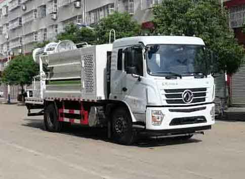 中威D3方罐多功能抑塵車