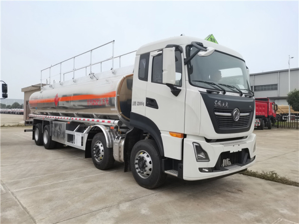 東風(fēng)天龍25.2方鋁合金運(yùn)油車(chē)