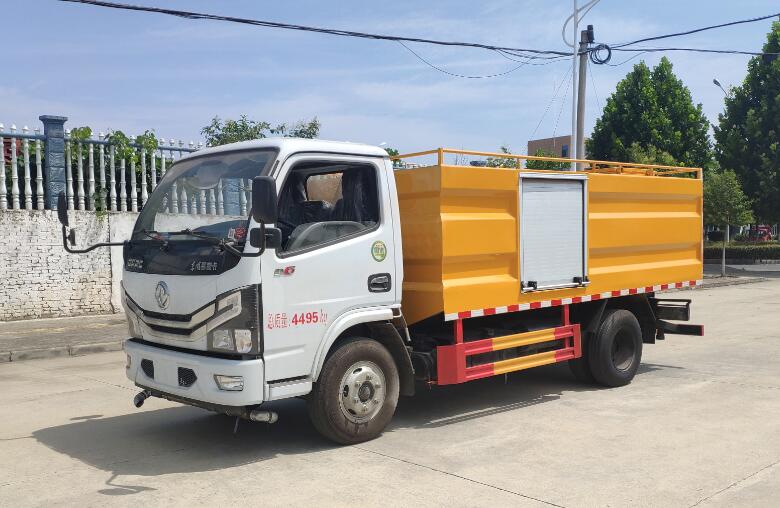 中威多利卡藍(lán)牌污水處理車(chē)